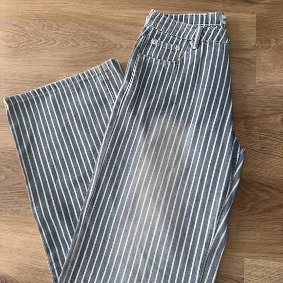 Princess Polly Blue & White Striped Wide Leg Pants - Picture 5 of 8